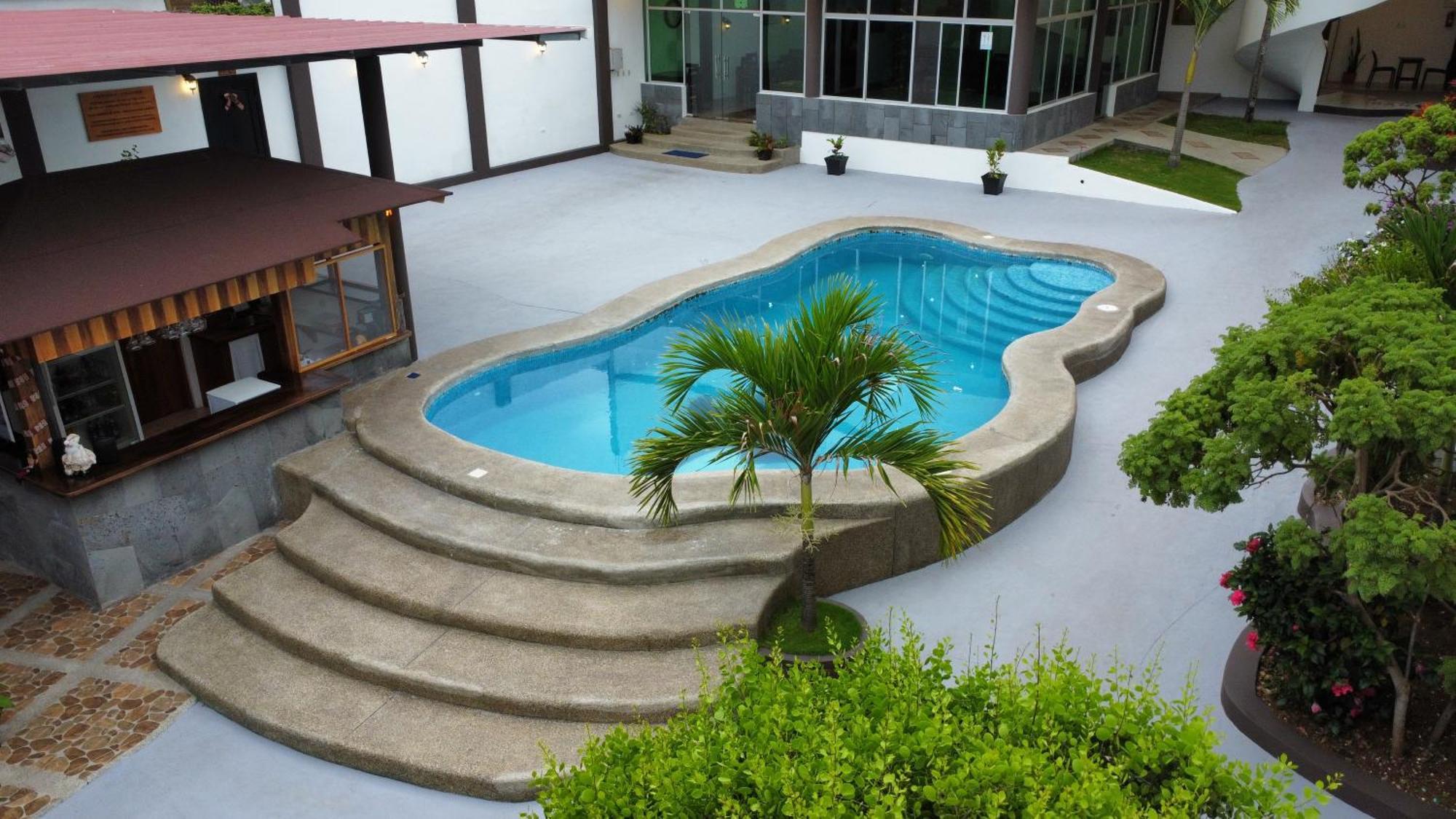 Hotel Pelican Bay 푸에르토아요라 외부 사진
