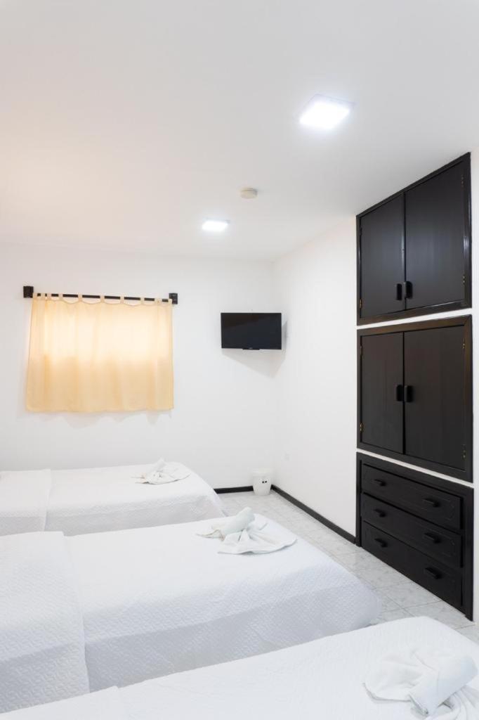 Hotel Pelican Bay 푸에르토아요라 외부 사진