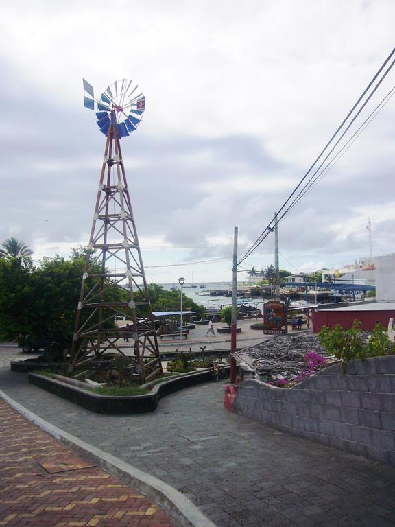 Hotel Pelican Bay 푸에르토아요라 외부 사진